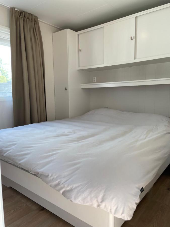 Luxe Chalet Direct Aan Het Water Met Strand Lith Esterno foto