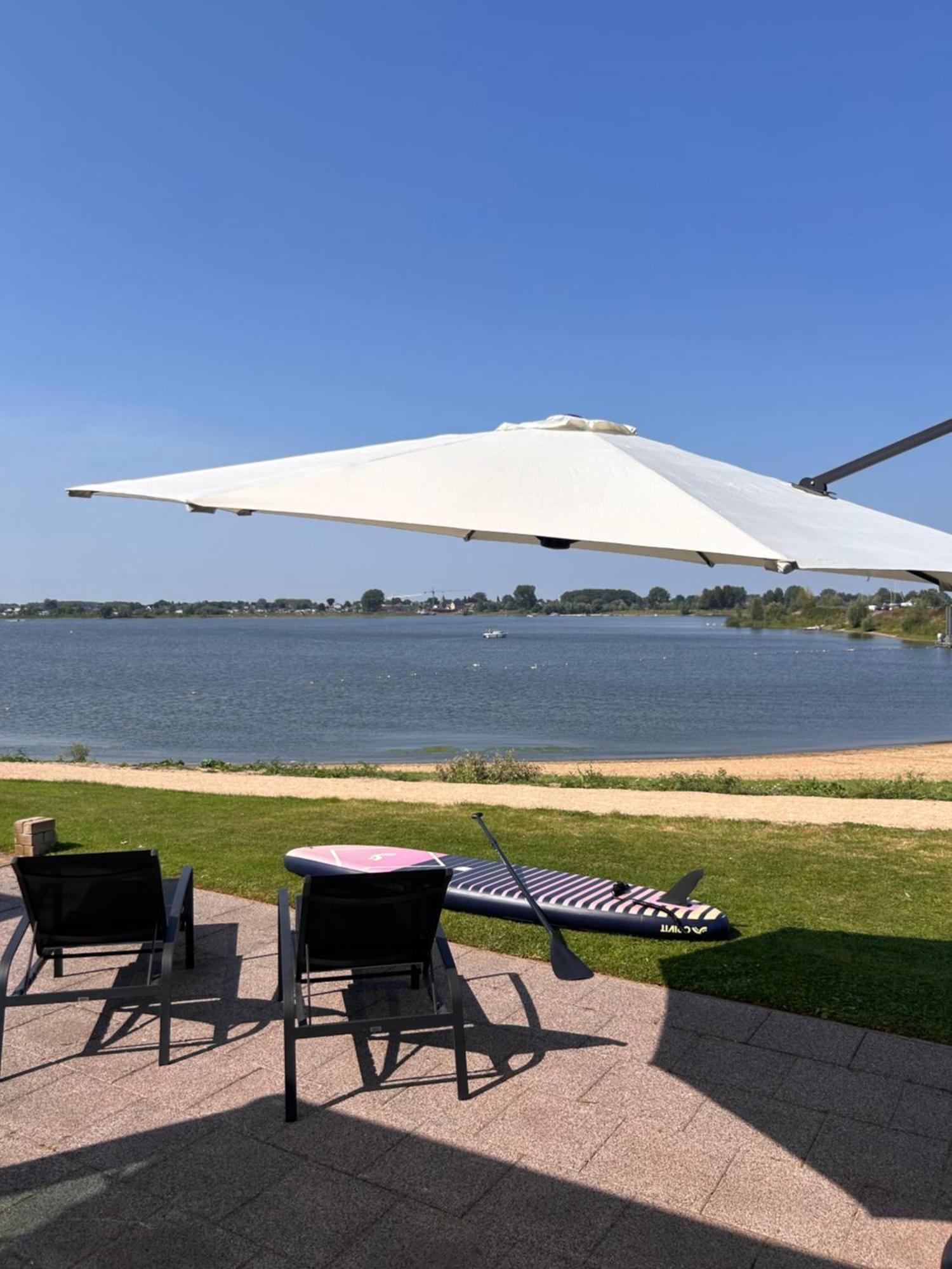 Luxe Chalet Direct Aan Het Water Met Strand Lith Esterno foto